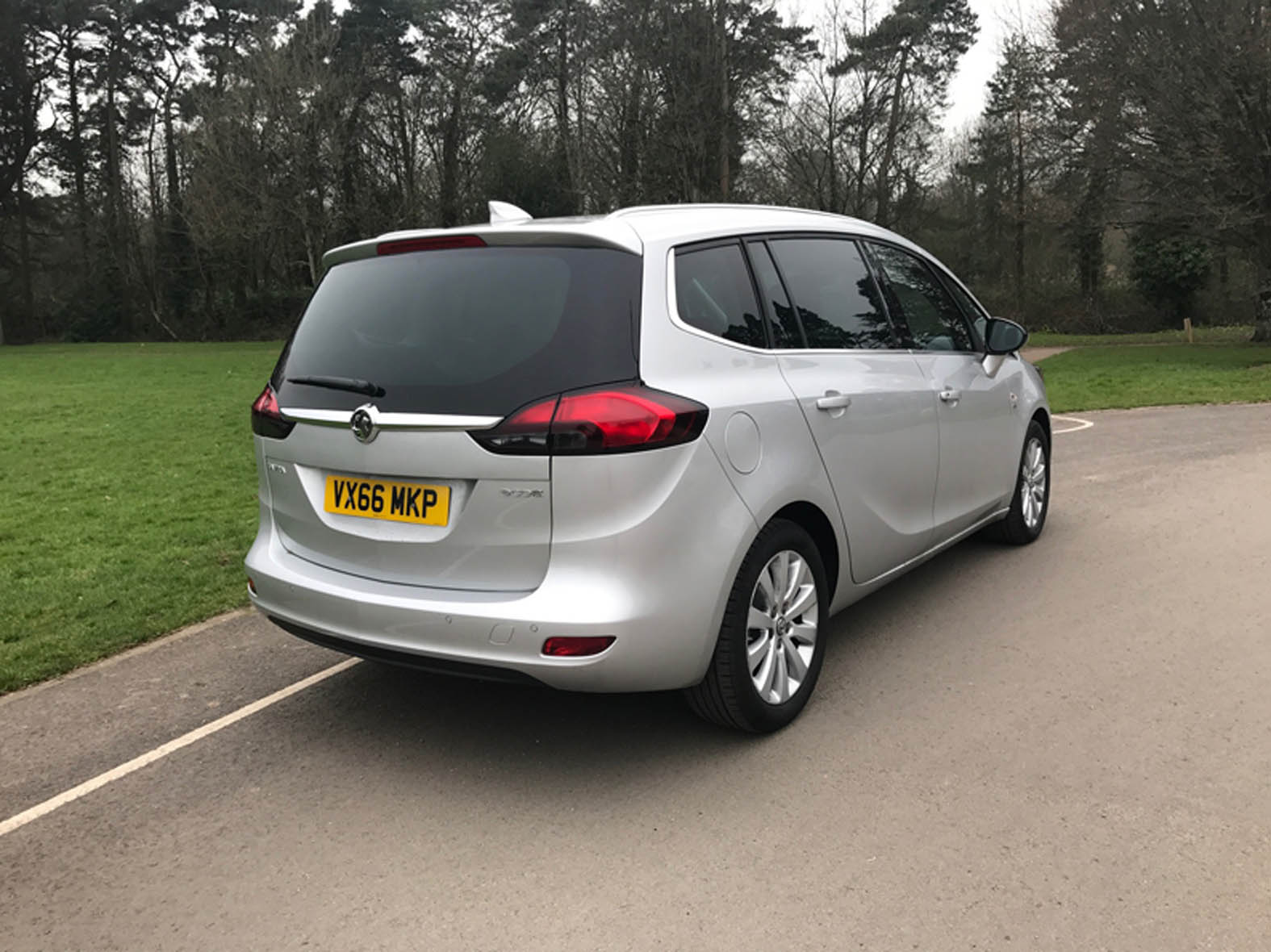 Vauxhall Zafira Tourer Used Car Review Eurekar